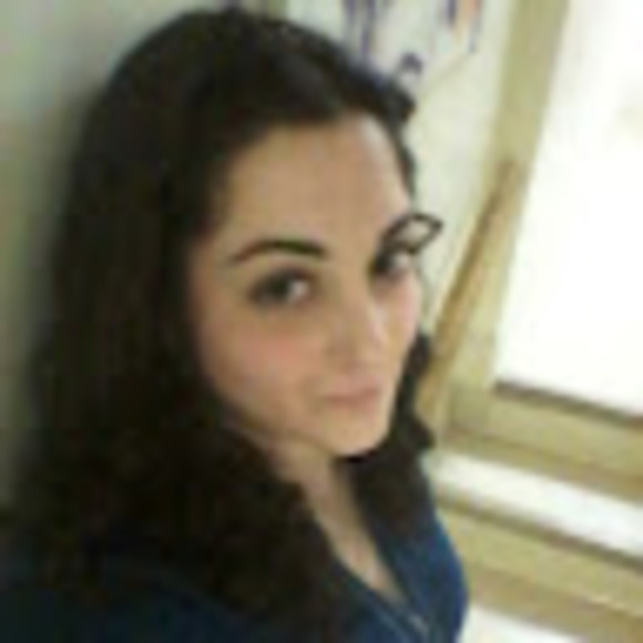 Meet your Posher, Sonia - Picture 1 of 1